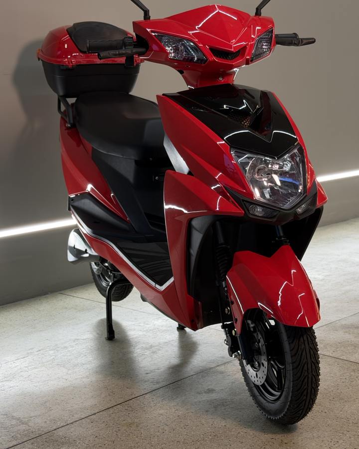Scooter EVOMAX 1000W na cor Vermelha na Elétricas Brasil, Anápolis, foto 2